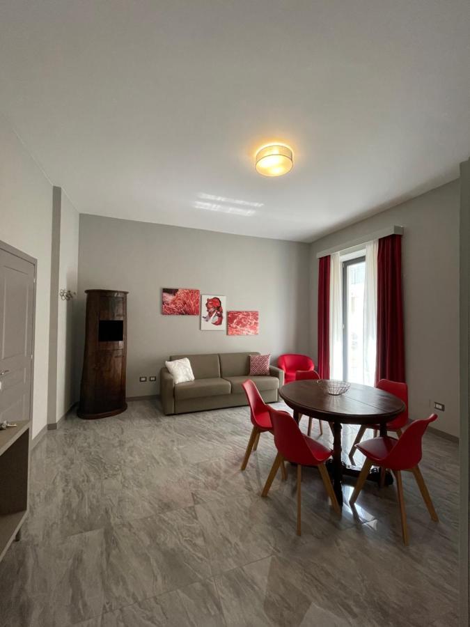 Palazzo Novecento Lägenhet Margherita Di Savoia Exteriör bild